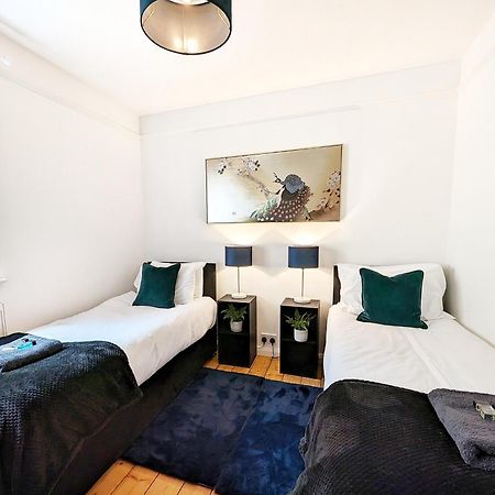 Central Cambridge, Charming 3-Bed House With Free Parking! Экстерьер фото