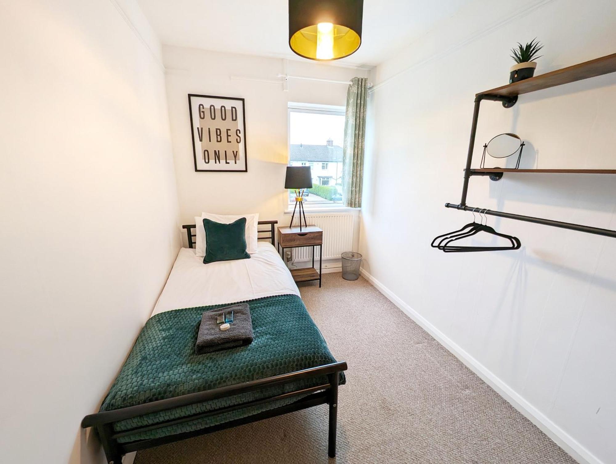Central Cambridge, Charming 3-Bed House With Free Parking! Экстерьер фото